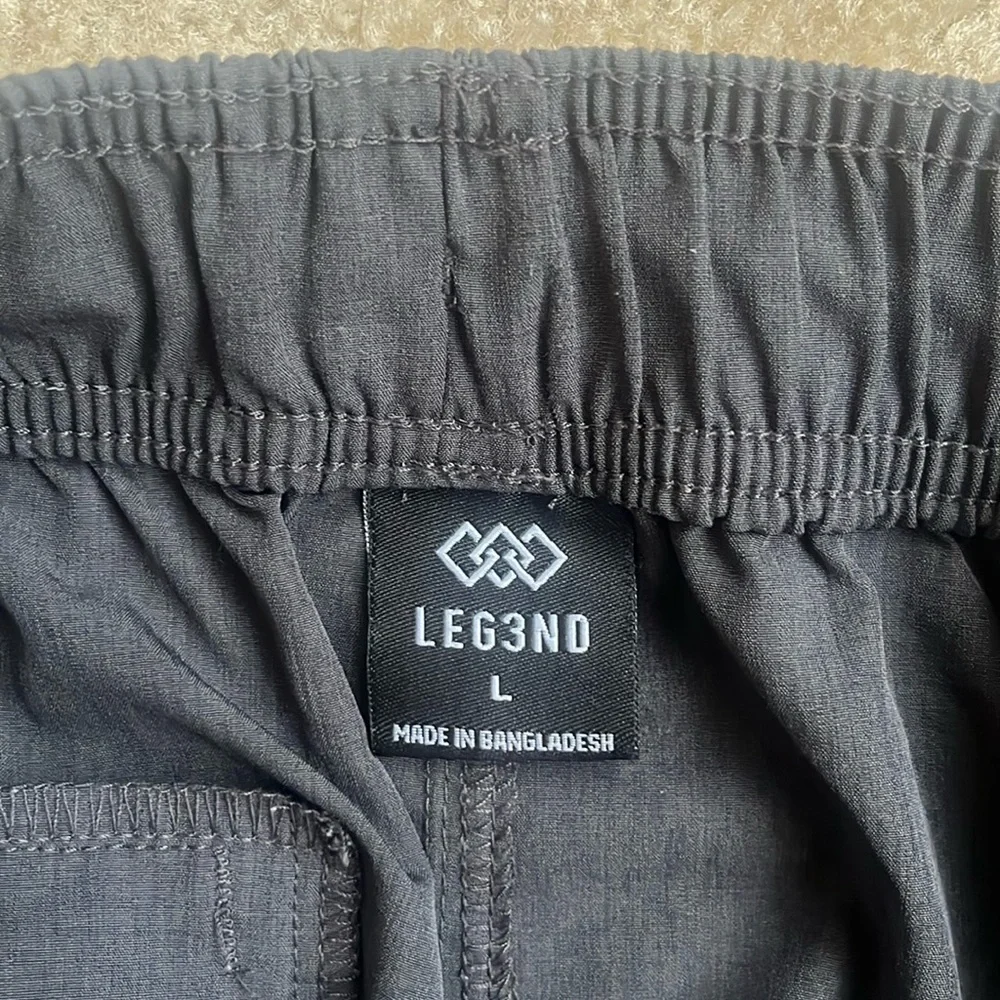 Leg3nd Men’s Athletic Shorts in Dark Grey Size Large